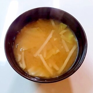 キャベツと竹の子の味噌汁